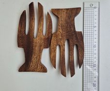 Set of 2 Meadows and Byrne wooden salad hands