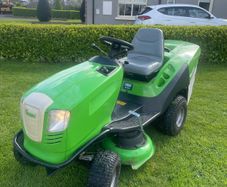 Ride on Lawnmower