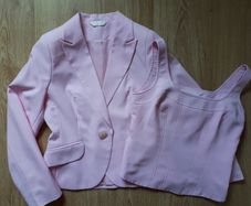 Pink Suit. Size 6-8