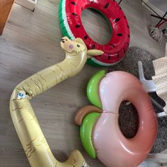 inflatable toy