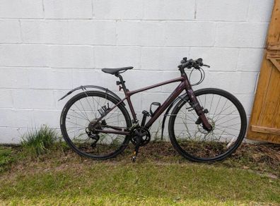 Giant fastroad bike