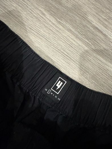 Yelir tracksuit