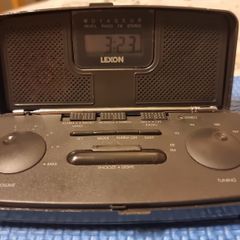 Voyageur Lexon Vintage Radio+Alarm+Clock, date of realese 1990, works perfect.