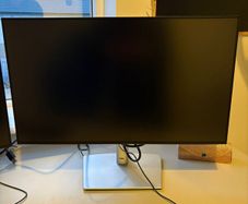 Dell UltraSharp U2424HE Monitor Like New
