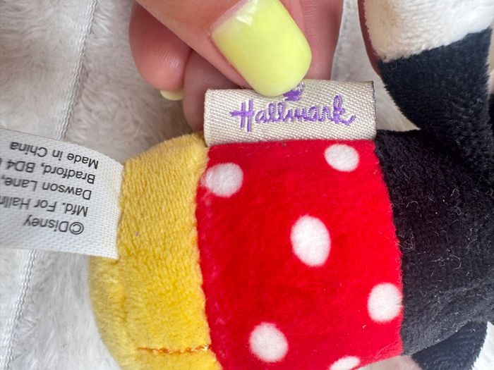 Hallmark Plush Itty Bitty Bittys Disney Minnie Mickey Mouse approx. 4 inch Used Please see photos