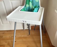 Antilop High Chair + Accessories