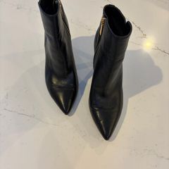 Ankle Boots: Michael Kors - Size 8M / UK 5.5