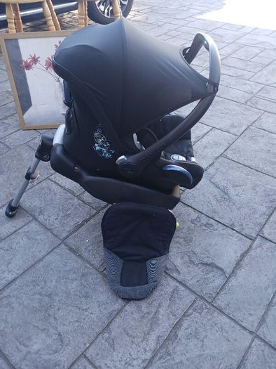 maxi Cosi infant seat & Isofix base
