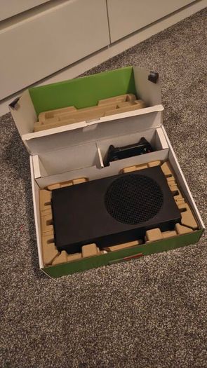 Xbox Series S 1TB / Black / Boxed