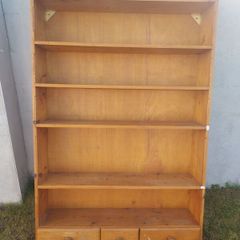Pine dresser
