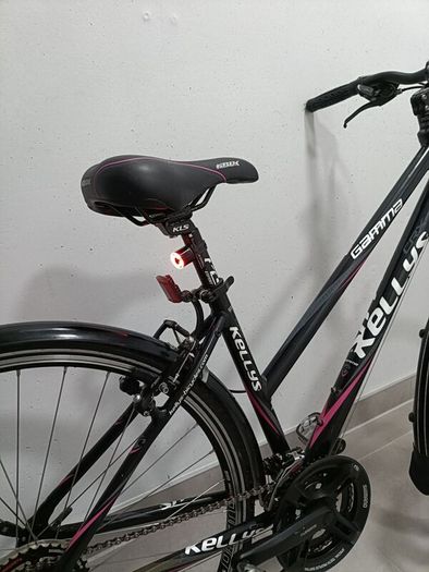 As new condition ladies bike Kelly's size 17inch S/M