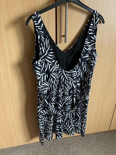 swimming costume