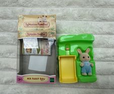 Sylvanian Families Milk Rabbit Baby 5063 Damaged Box Please see pictures