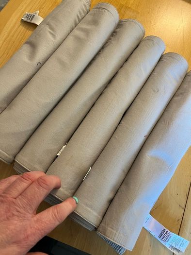 Table runner and mats