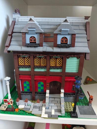 Lego Haunted House
