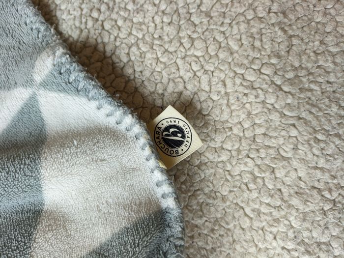 Bouchara Paris Ultra-Soft Plush Fleece Throw Blanket (Cosy  Warm) - Large