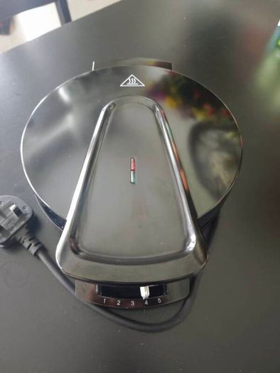 Waffle Maker