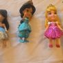 5 disney dolls Image 3