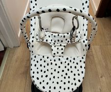 Mamas and Papas baby bouncer