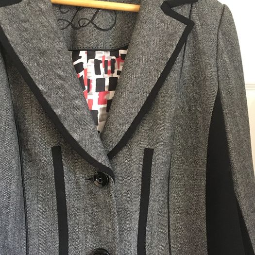 REDUCED -Fine wool designer jacket - As new, 16 /xl