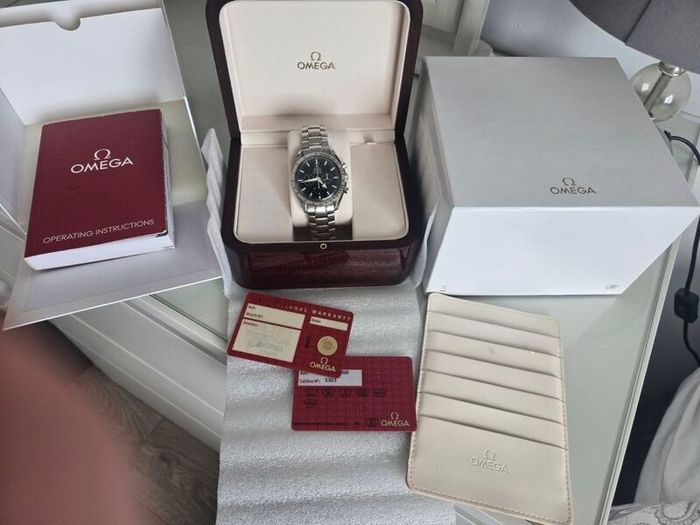 Omega Speedmaster Broad Arrow