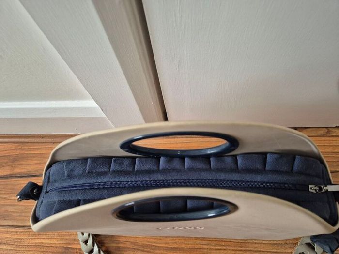 O Bag moon beige and navy