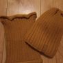 womens hat and scarf for winter Image 2