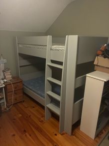 bunk bed