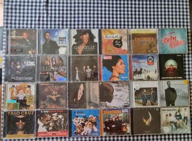 153 CDs with various music.