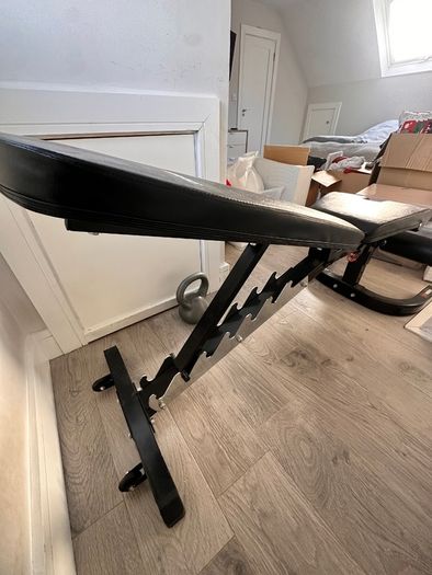 Weight Bench StrengthMax