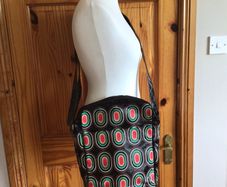 Retro Style Tepper Jackson Vinyl Cross Body Bag