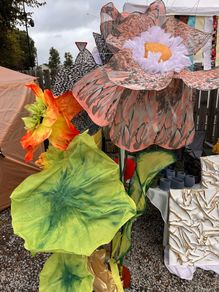 Oversized flowers