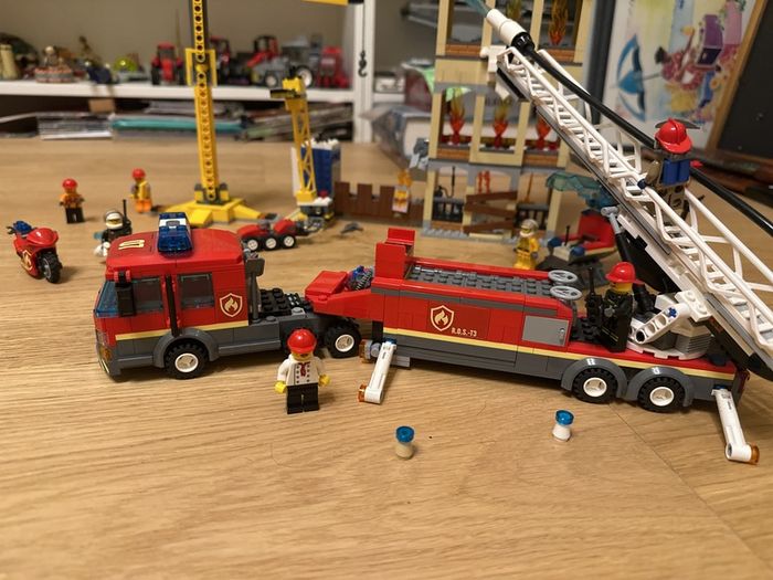 Lego City downtown fire set 60216