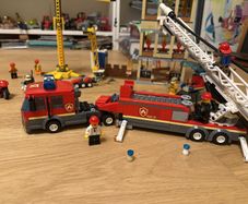 Lego City downtown fire set 60216