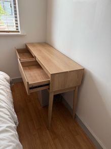console table