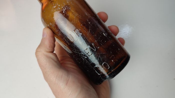 264 - Vintage Murphys Brewers Cork Beer Embossed Letters Brown Glass Decorative Collectible Bottle