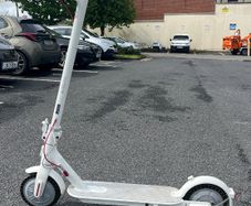Title: Xiaomi Electric Scooter 3 Lite (White) - Excellent Condition