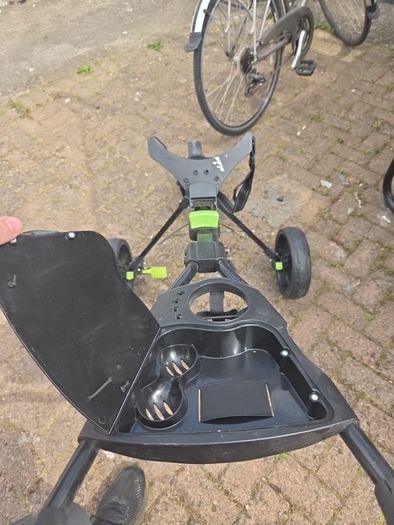 Zoom golf trolley
