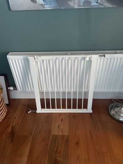 Baby stair gate