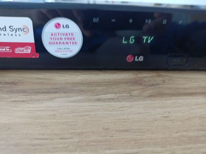 LG NB3530A Sound Bar Bluetooth Home Theater Speaker