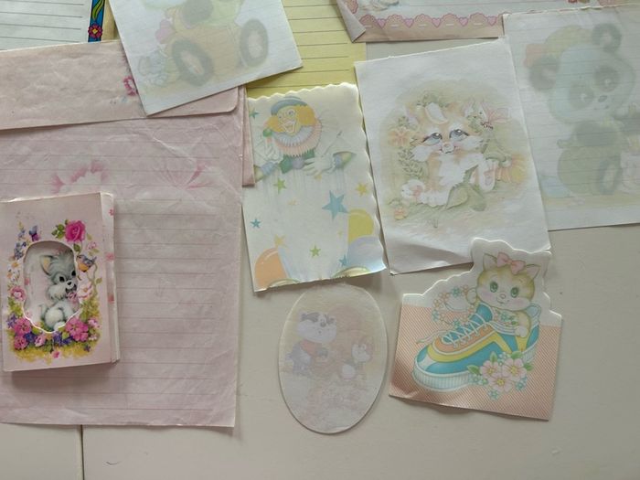 Vintage 1980,s Fancy paper Bundle