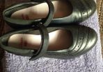 Clarks black shoe