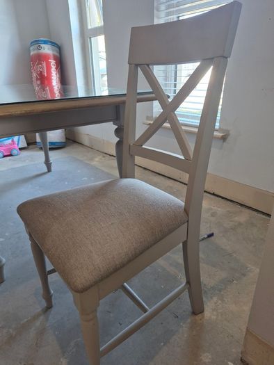 Extendable Kitchen Table and Chairs