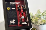 FERRARI Frame with Lewis Hamilton 1:43 Replica