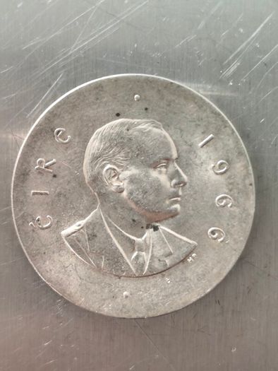 2x Padraig Pearse silver 10 shilling coins