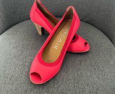 Ladies red  shoes medium heels As New