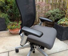 ergonomic office chair