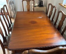 Solid kitchen table and chairs