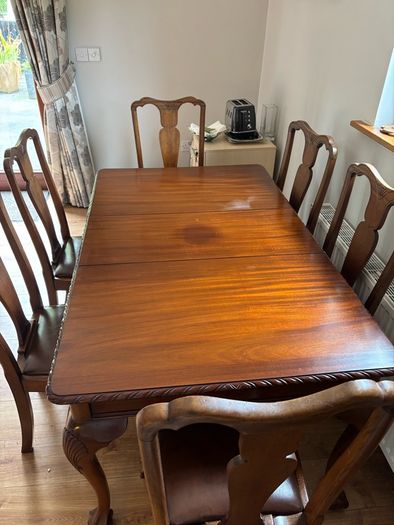 Solid kitchen table and chairs