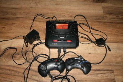 Sega Mega Drive 2  And Game Tested